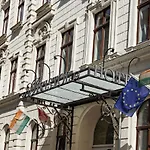 Hotel Bristol