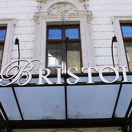 Hotel Bristol 4*