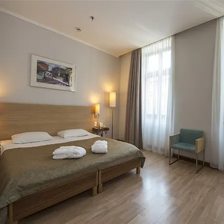 Hotel Bristol
